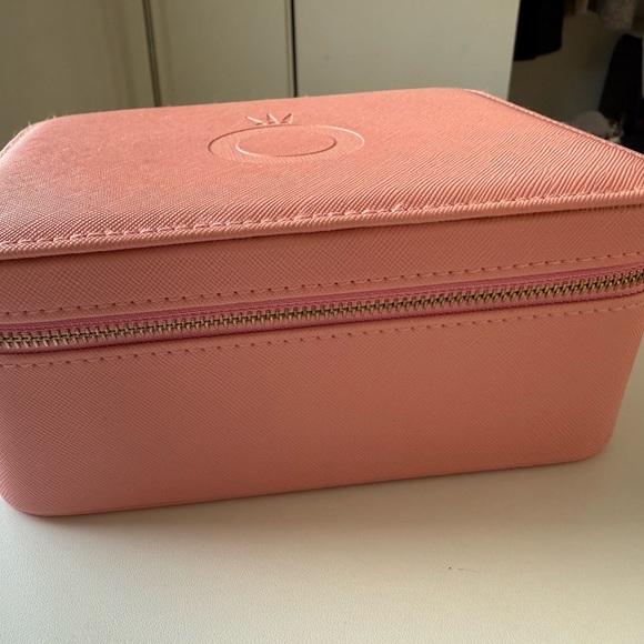 Authentic PANDORA Coral Pink Jewellery Box - Picture 7 of 7